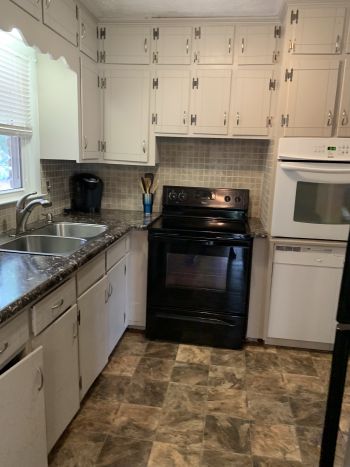 Tile Cleaning in Lithia Springs, Georgia by Golden Touch Cleaning LLC